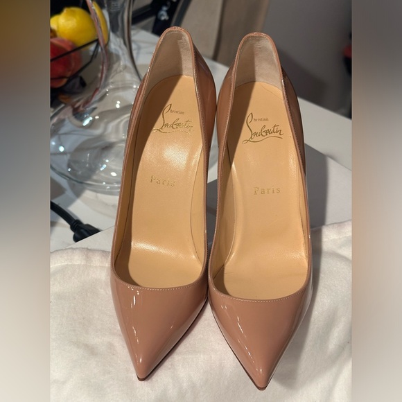 Christian Louboutin So Kate - Picture 1 of 7